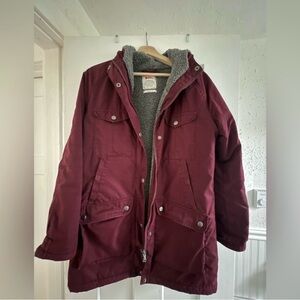 Winter Burgundy Fjall Raven Coat